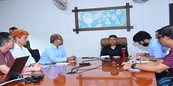 सिंचाई परियोजनाओं और बाढ़ राहत उपायों की मंत्री पीयूष हजारिका ने की समीक्षा, प्रभावित किसानों को जल्द सहायता देने के निर्देश