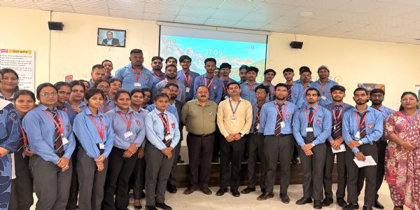 आरकेडीएफ विवि के छात्रों ने पार्ले-जी फैक्ट्री में सीखी आधुनिक उत्पादन प्रणाली