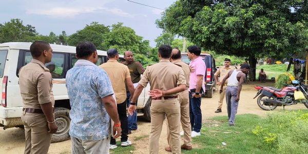 बहराइच में कट्टे की नोक पर बीसी संचालक से 2.53 लाख रूपये की दिनदहाड़े लूट, पुलिस कर रही बदमाशों की तलाश