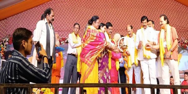 दो दिवसीय श्रीव्यास गुरु पूर्णिमा महोत्सव पर उमड़ा श्रद्धालुओं का सैलाब
