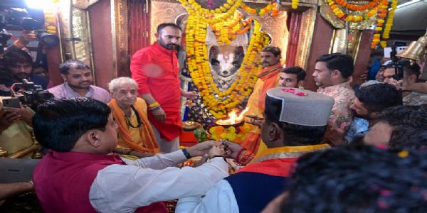 मप्रः मुख्यमंत्री डॉ. यादव ने भोपाल के खेड़ापति हनुमान मंदिर में की पूजा अर्चना