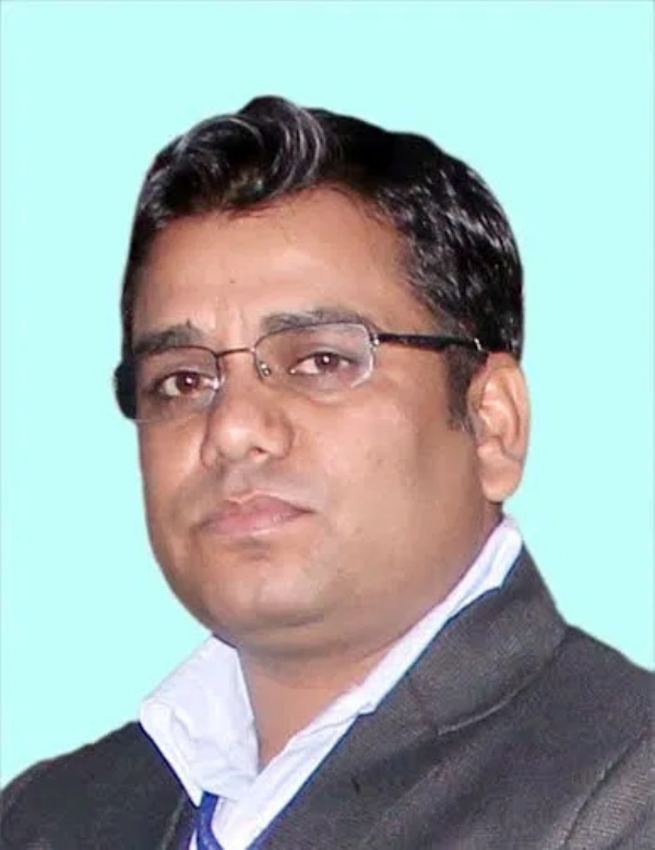 रमेश ठाकुर