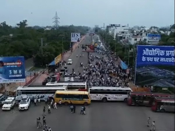 भोपाल में किसान आंदोलन उग्र भोपाल में किसान आंदोलन उग्र