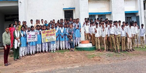 बेटी बचाओ, बेटी पढ़ाओ योजना: जांजगीर-चांपा में छात्राओं को दिया गया आत्मरक्षा प्रशिक्षण