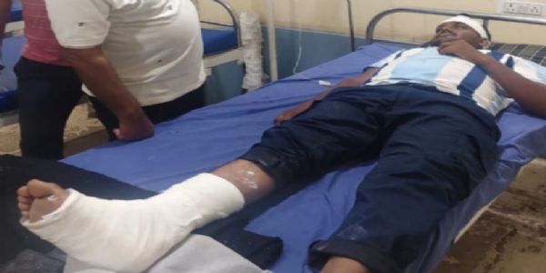 राजगढ़ः एमपी-यूपी की पुलिस टीम पर ग्रामीणों का हमला, दो आरक्षक घायल, दो आरोपित गिरफ्तार