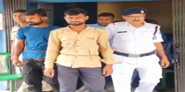 कुल्टी में पकड़ा गया मवेशियों से भरा ट्रक, चालक और खलासी गिरफ्तार