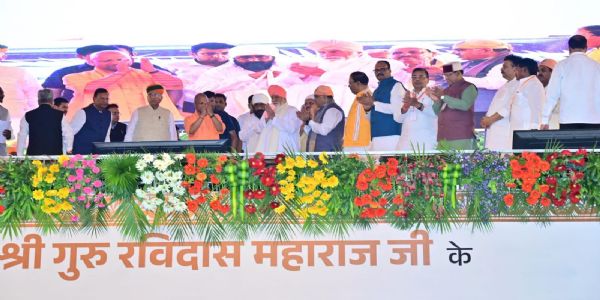 मुख्यमंत्री योगी का वाराणसी में बड़ा ऐलान —भदोही जिले का नाम फिर संत रविदास नगर होगा