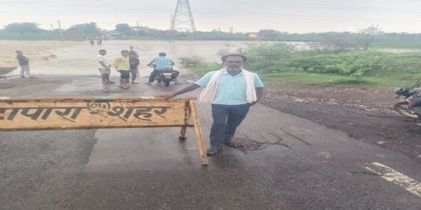 बाढ़ प्रभावित जिले के पांच पुल आवागमन के लिए बंद