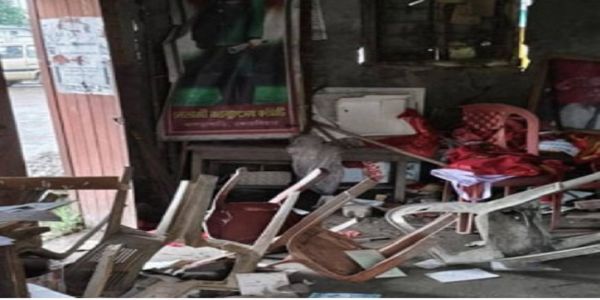कूचबिहार में एसयूसीआई और फॉरवर्ड ब्लॉक कार्यालयों में तोड़फोड़, महापुरुषों की तस्वीरें फाड़ने का आरोप