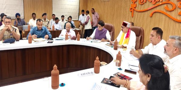 कांवड़ मेला: तैयारियों को समयबद्ध ढंग से अंतिम रूप दें, पड़ोसी राज्यों से बेहतर समन्वय करें: महाराज