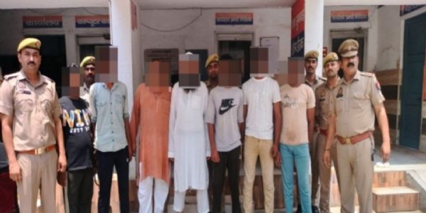बिजनौर पुलिस ने गैंगस्टर एक्ट में 7 आरोपिताें काे किया गिरफ्तार