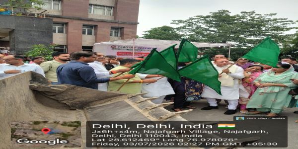 महापौर ने नजफगढ़ जोन में 55 अतिरिक्त स्वच्छता संसाधनों को हरी झंडी दिखाकर बेड़े में किया शामिल