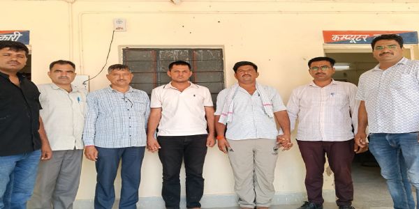 बिजली कनेक्शन के बदले 10 हजार की रिश्वत लेते एवीवीएनएल टेक्नीशियन गिरफ्तार