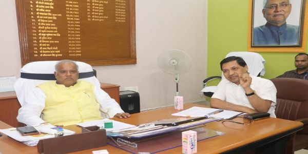 ग्रामीण विकास के लिए बनने वाली योजनाओं में गरीब का विशेष ख्याल रखा जाए : श्रवण कुमार
