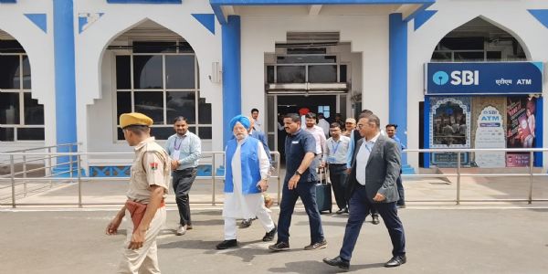 केन्द्रीय पेट्रोलियम व प्राकृतिक गैस मंत्री जोधपुर पहुंचे