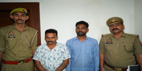 फर्जी डिग्री रैकेट का पर्दाफाश, 59 प्रमाणपत्र और साढ़े चार लाख रुपये के साथ दो गिरफ्तार