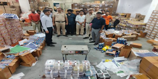 20 लाख से अधिक के एक्सपायरी खाद्य उत्पाद जब्त, तारीख बदलकर बाजार और ई-कॉमर्स पर बेचने वाले गिरोह का पर्दाफाश