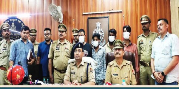 छात्रों को मादक पदार्थ बेचने वाले चार गिरफ्तार