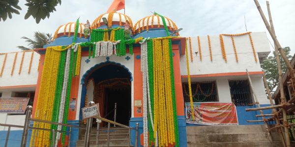 श्रावण मास का शुभारंभ, शिवालयों में दर्शन-पूजन के लिए पहुंचने लगे श्रध्दालु