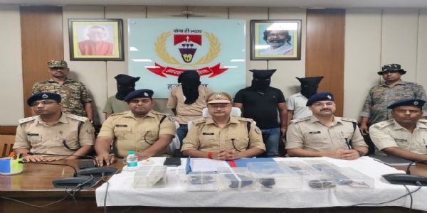 पुलिस की बड़ी कार्रवाई, प्रिंस खान के पांच अपराधी गिरफ्तार