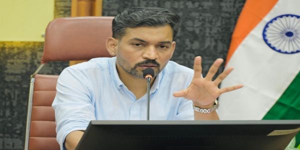 मतदाता पुनरीक्षण तेज, 5.47 लाख मतदाताओं को जारी होंगे नोटिस