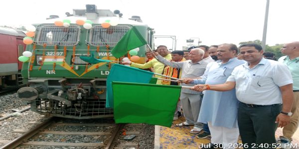 सावन मास के पहले दिन रामेश्वरम-मदुरई रवाना हुए वरिष्ठ नागरिक।
