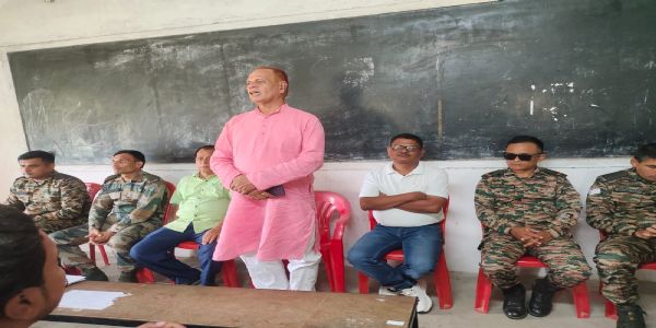 एनसीसी छात्रों में देशभक्ति की भावना को बढ़ावा देता है : डॉ अशोक कुमार