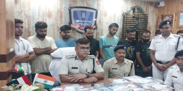 रिषड़ा में बड़े ठगी गिरोह का पर्दाफाश, नौ गिरफ्तार