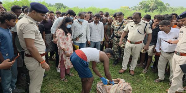 गला दबाकर तीन साल के मासूम की हत्या, आक्रोशित लोगों ने किया सड़क जाम
