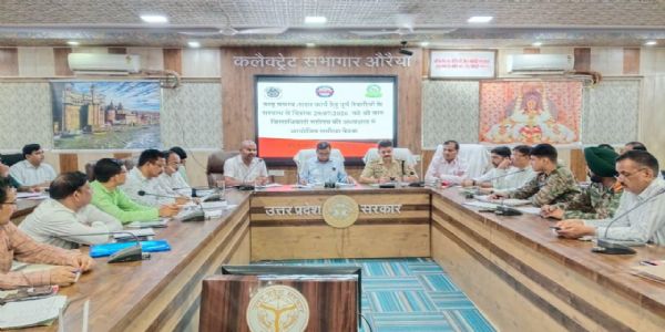 बाढ़ से निपटने की तैयारियां समय से पूरी करें, लापरवाही बर्दाश्त नहीं होगी : जिलाधिकारी