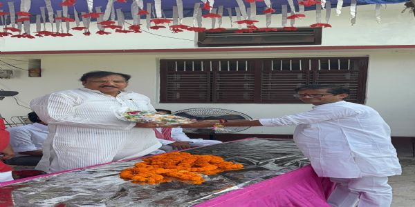 सांसद राजीव राय की शिकायत पर लोकसभा विशेषाधिकार समिति सख्त, आराेपित पांच अगस्त काे तलब