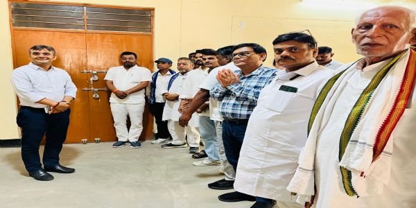 भारत निर्वाचन आयोग के दिशा-निर्देशों के अनुरूप हो ईवीएम-वीवीपैट वेयरहाउस की सुरक्षा : जिलाधिकारी