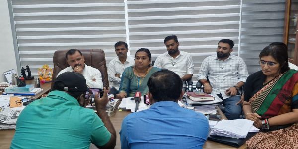 वसई-विरार शहर महानगरपालिका की स्थायी समिति की बैठक का विपक्ष ने किया वॉकआउट
