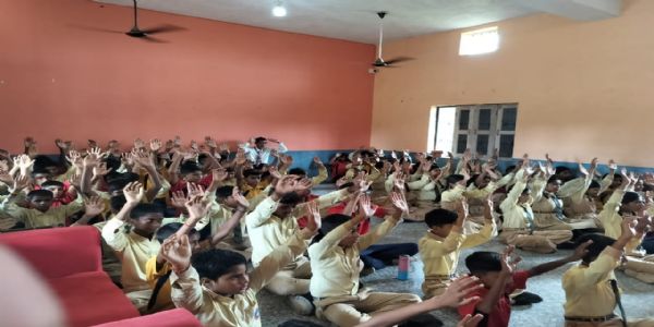 सुलतानपुर में सहज योग का तीन दिवसीय कार्यक्रम के तहत 25 टीमें स्कूलों में दे रहीं आत्म साक्षात्कार