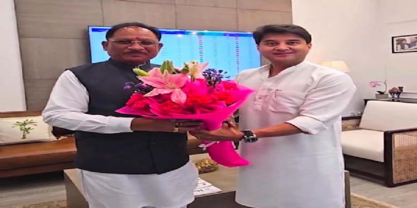 छत्तीसगढ़ में 2,305 नए मोबाइल टावरों के लिए मुख्यमंत्री साय ने केंद्र से मांगी मंजूरी