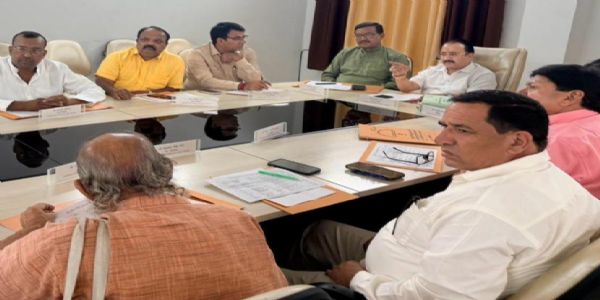 ओबीसी आयाेग ने सुनी जन समस्याएं, 11 शिकायताें की सुनवाई की