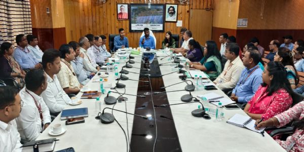 एसआईआर के हर आवेदन का निष्पक्ष और विधिसम्मत निष्पादन करें अधिकारी : उपायुक्त
