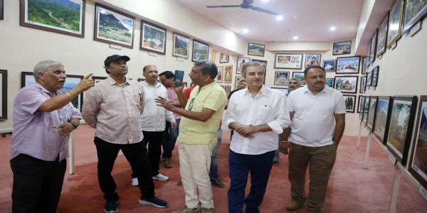देवभूमि फिल्म फेस्टिवल में फिल्मी हस्तियों ने सराहा मंडी की हिमाचल दर्शन फोटो गैलरी का वैभव