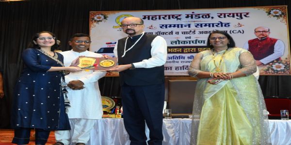 समाज में डॉक्टर और चार्टर्ड अकाउंटेंट दोनों की भूमिका महत्वपूर्ण : राज्यपाल डेका