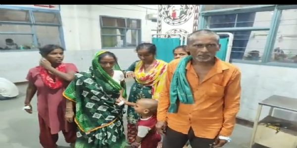 फर्रुखाबाद: सब्जी में गिरी छिपकली, खाने से एक ही परिवार के छह लोग बीमार