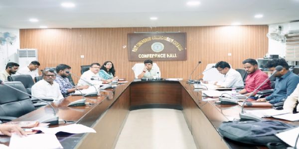 उपायुक्त ने दिये 15 अगस्त तक सभी बहुग्रामीण जलापूर्ति योजनाएं पूरी करने के निर्देश