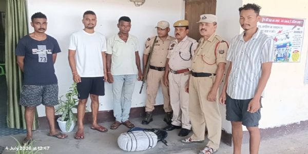 रंगापारा रेलवे स्टेशन पर अवैध शराब एवं गांजा बरामद