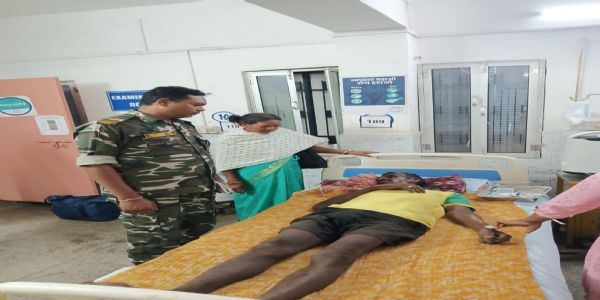तोरपा में दो बाइक की भिड़ंत में तीन घायल