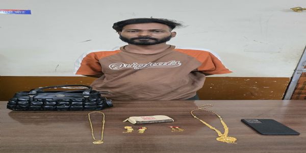 रायपुर:  34 घंटे के भीतर झपटमारी का खुलासा, शातिर आरोपित गिरफ्तार, 10 लाख के जेवर और मोबाइल बरामद