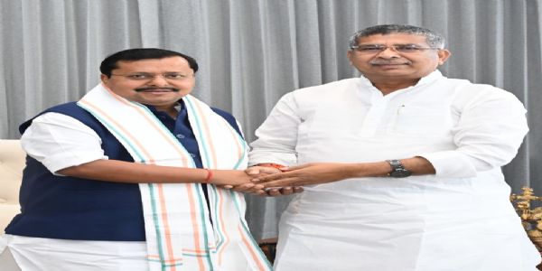 भाजपा प्रदेश अध्यक्ष और राष्ट्रीय अध्यक्ष भाजपा प्रदेश अध्यक्ष और राष्ट्रीय अध्यक्ष