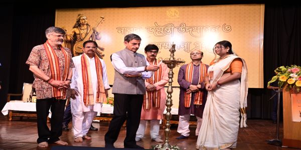 संघ के कार्यक्रम में उपस्थित राज्यपाल आर एन रवि