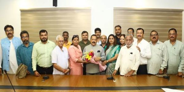 बीएमएस और कर्मचारी संगठनों के 19 सदस्यीय प्रतिनिधिमंडल ने की डॉ जितेन्द्र सिंह से मुलाकात