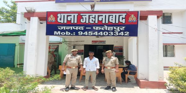 फर्जी सीबीआई अधिकारी को पुलिस ने किया गिरफ्तार