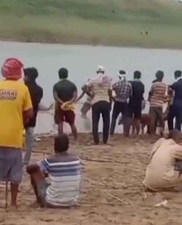 टोंस नदी में डूबे युवक का शव बरामद टोंस नदी में डूबे युवक का शव बरामद
