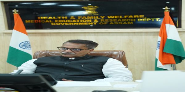जापानी एन्सेफलाइटिस के खिलाफ युद्धस्तर पर तैयारी का मंत्री सिंघल ने दिए निर्देश